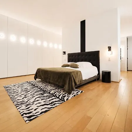 Loft Exceptionnel - Garage Prive - 6 Personnes - Centre-ville Apartman