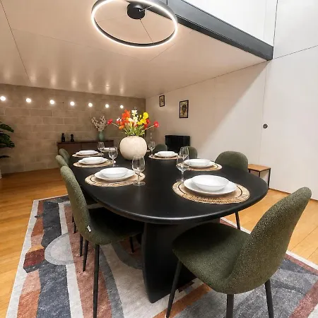 Loft Exceptionnel - Garage Prive - 6 Personnes - Centre-ville *